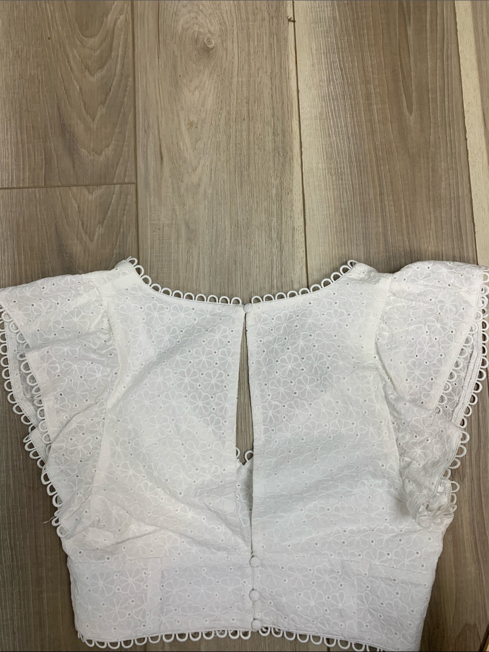 Altar’d State White Cotton Feminine V neck Short Sleeve Split Back CropTop Sz S - Picture 5 of 8